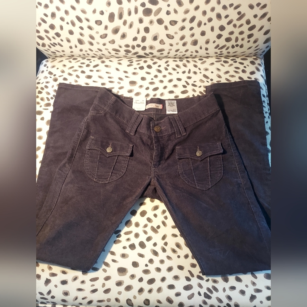 Levi's Vintage Women's 504 Slouch Skinny 9M Corduroy Black